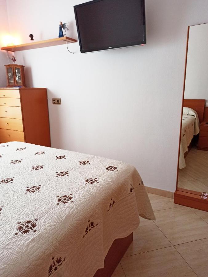 Ático con fantásticas vistas Appartamento Hospitalet De L'Infant Esterno foto